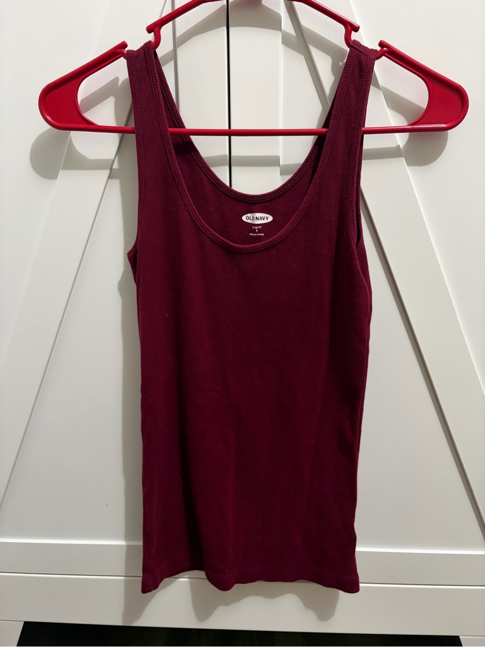 Old Navy Women's Ribbed Tank Top - Wine